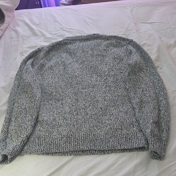 J. Crew Green and White Crewneck Sweater - Picture 9 of 10